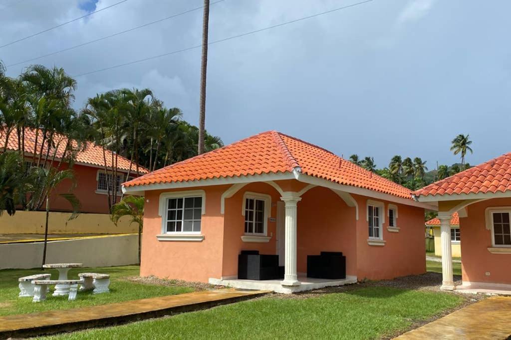 Villa frente al mar en primera línea de playa Los Robalos Exterior foto